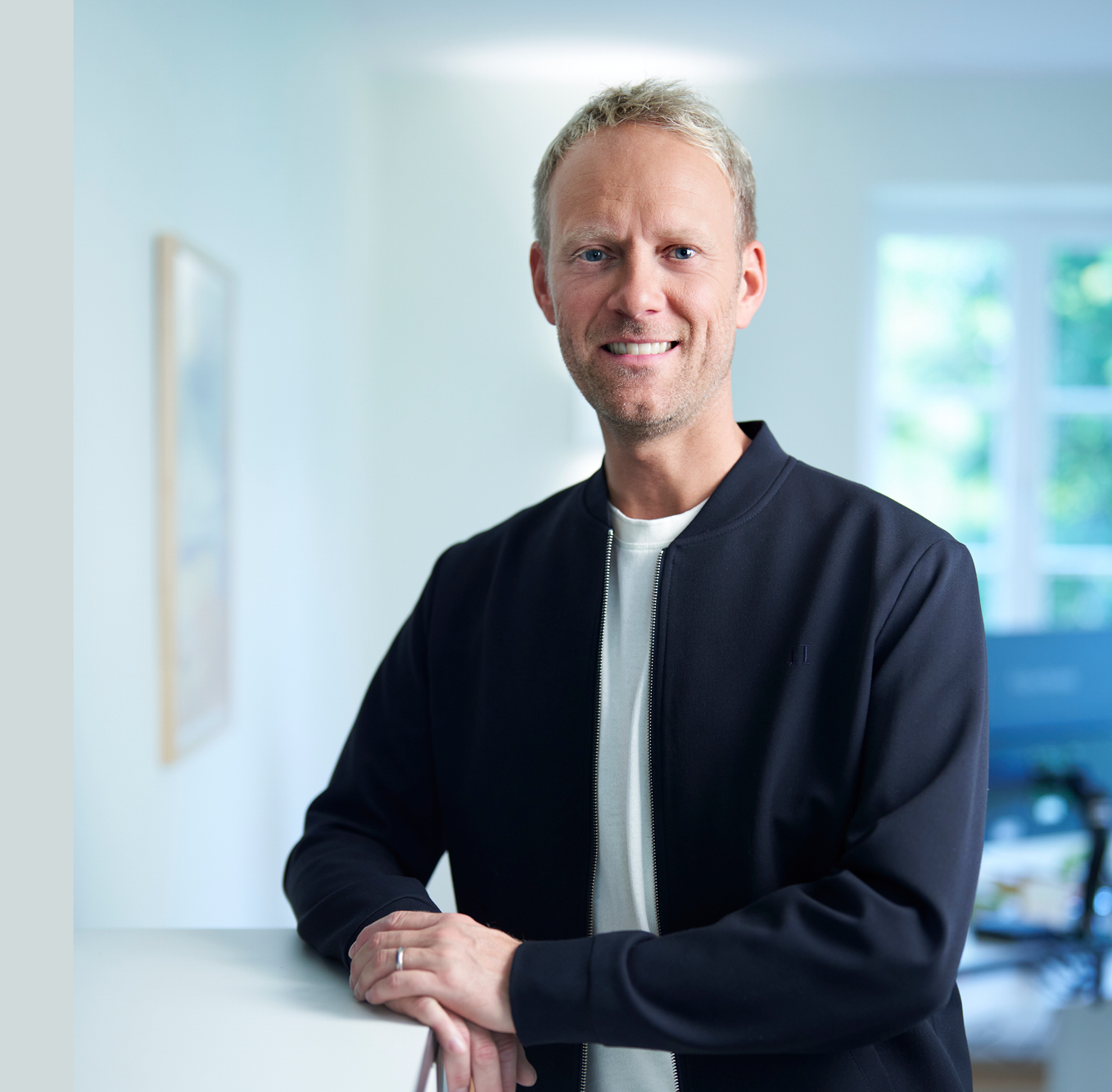 WIRTSCHAFTSBEARTUNG Portrait unten